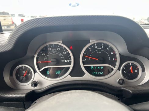 Used 2010 Jeep Wrangler Sport image 23