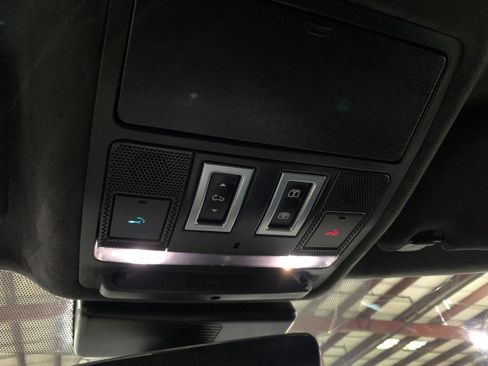 Used 2020 Jaguar F-PACE Checkered Flag image 48