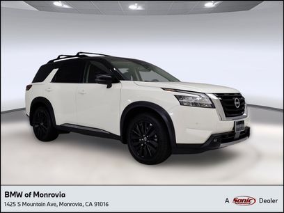 Used 2022 Nissan Pathfinder Platinum w/ Cargo Package