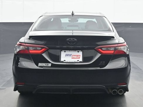 Used 2022 Toyota Camry SE AWD/4WD image 5