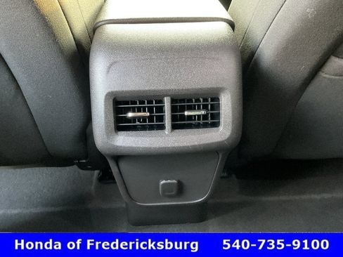 Used 2018 Chevrolet Equinox LT AWD/4WD image 41