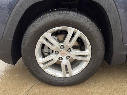 Used 2019 GMC Terrain SLE w/ Driver Convenience Package image 9