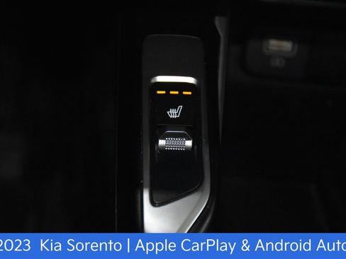 Certified 2023 Kia Sorento EX image 26