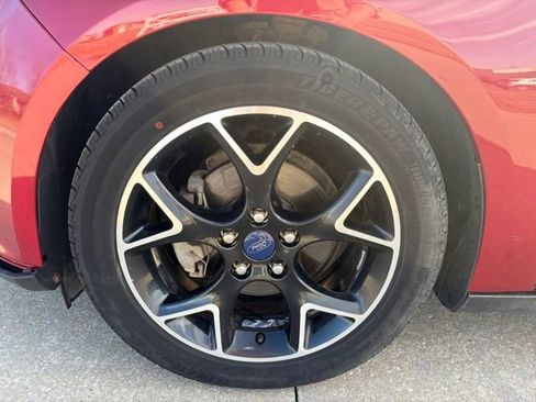 Used 2014 Ford Focus SE w/ Equipment Group 201A FWD image 8