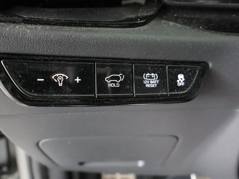 Used 2023 Kia Niro SX Touring FWD image 17