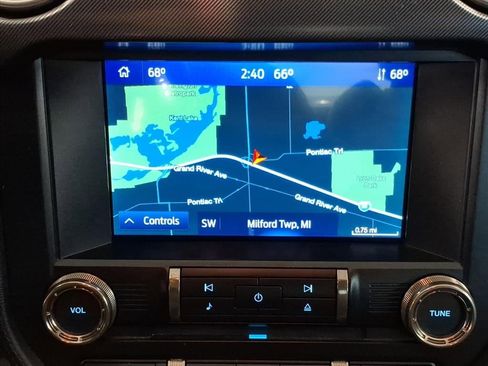 Used 2022 Ford Mustang Shelby GT500 w/ Technology Package image 18