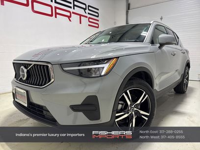 Used 2025 Volvo XC40 B5 Core