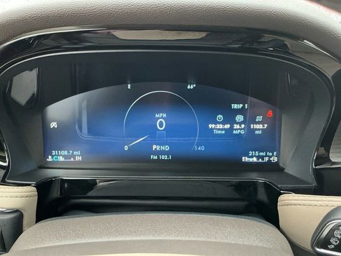 Used 2023 Lincoln Corsair FWD w/ Equipment Group 101A image 19