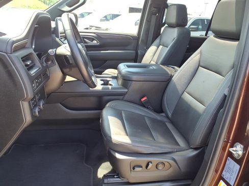 Used 2023 Chevrolet Tahoe LT AWD/4WD image 9