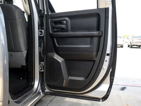 Used 2019 RAM 1500 Tradesman w/ Chrome Plus Package RWD image 38