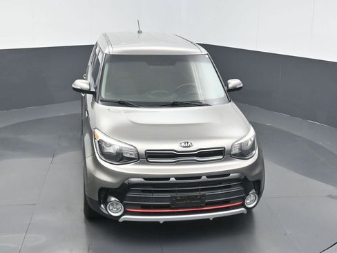 Used 2019 Kia Soul ! FWD image 6