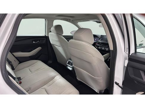 Used 2025 Honda Accord SE image 16