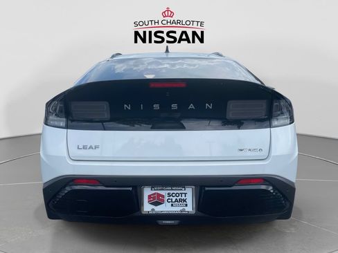 New 2026 Nissan Leaf Platinum+ w/ Cargo Package (Platinum+) FWD image 5
