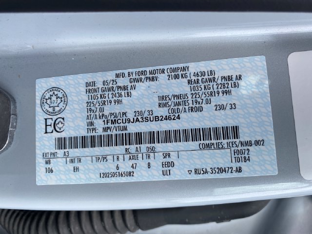 Used 2025 Ford Escape Platinum AWD/4WD image 26