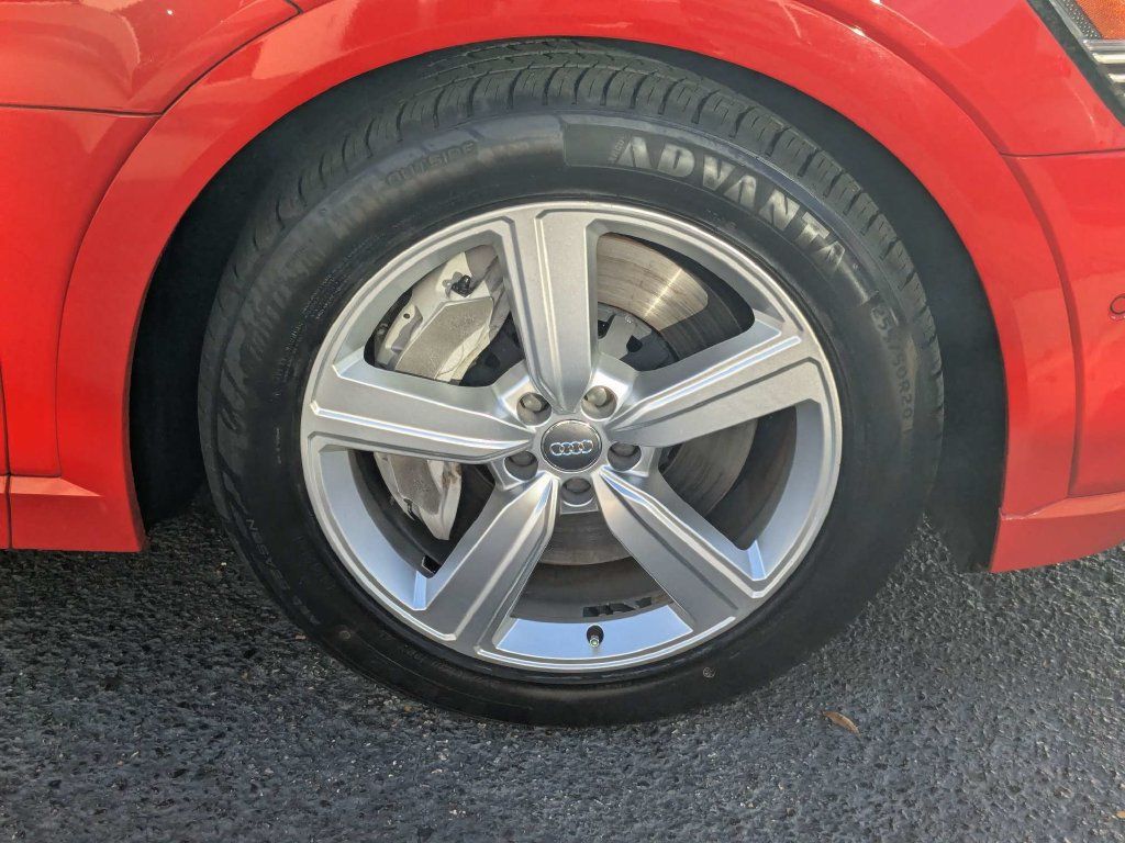 Used 2019 Audi e-tron Premium Plus AWD/4WD image 13