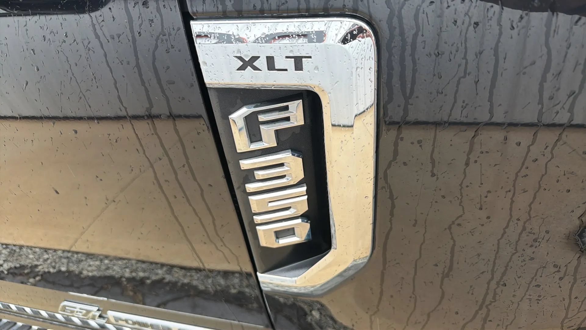 Used 2019 Ford F350 XLT w/ XLT Premium Package AWD/4WD image 13