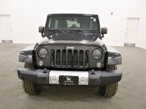 Used 2014 Jeep Wrangler Unlimited Sahara w/ Dual Top Group image 11