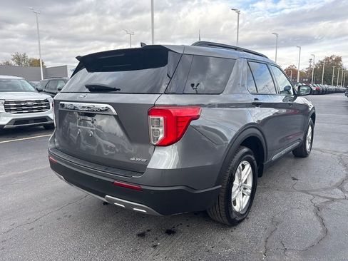 Used 2023 Ford Explorer XLT w/ Equipment Group 202A image 6