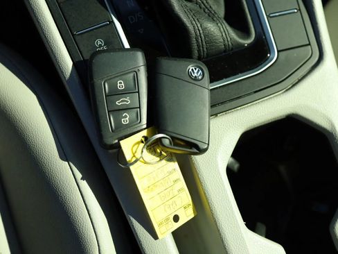 Used 2019 Volkswagen Jetta S image 46