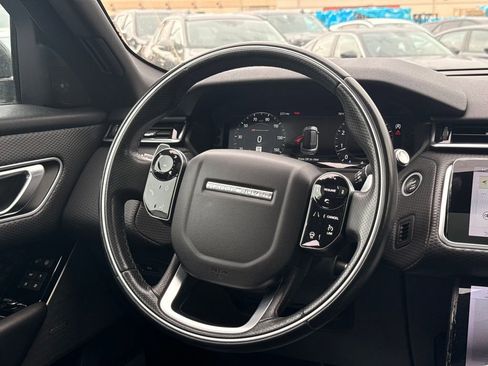 Used 2019 Land Rover Range Rover Velar R-Dynamic SE AWD/4WD image 19