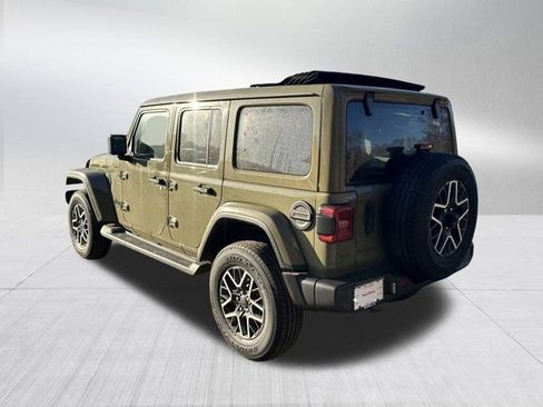 New 2026 Jeep Wrangler Sahara image 7
