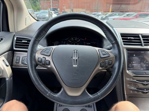 Used 2011 Lincoln MKX AWD w/ 102A Rapid Spec Order Code image 13