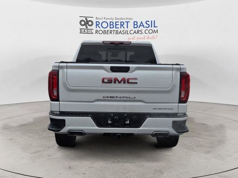 Used 2023 GMC Sierra 1500 Denali w/ Technology Package image 4