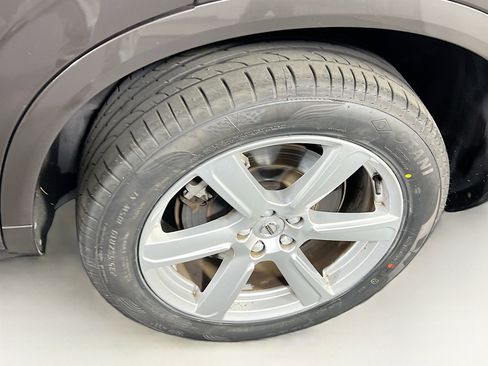 Used 2023 Volvo XC90 B5 Core image 33