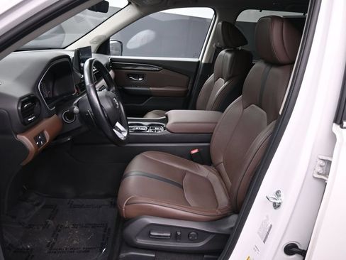 Certified 2025 Honda Pilot Elite image 20