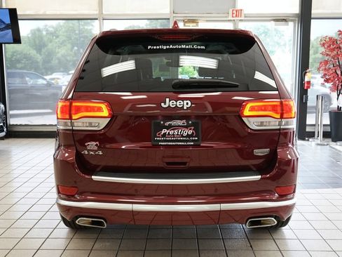 Used 2018 Jeep Grand Cherokee Summit w/ Platinum Series Group AWD/4WD image 18