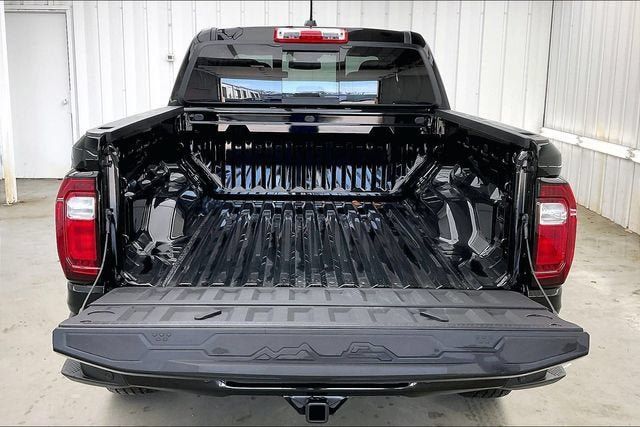 New 2025 GMC Canyon AT4 w/ Off-Road Front Bumper Package AWD/4WD image 20