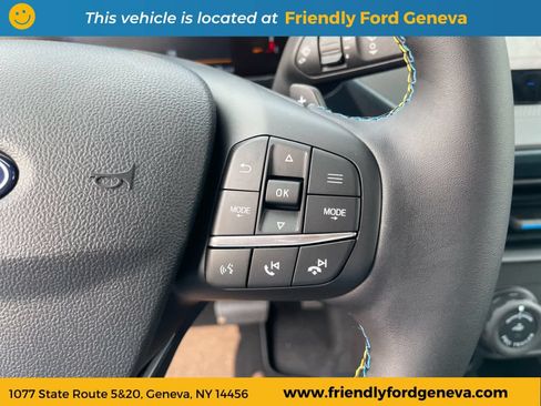 Used 2025 Ford Maverick Lobo AWD/4WD image 18
