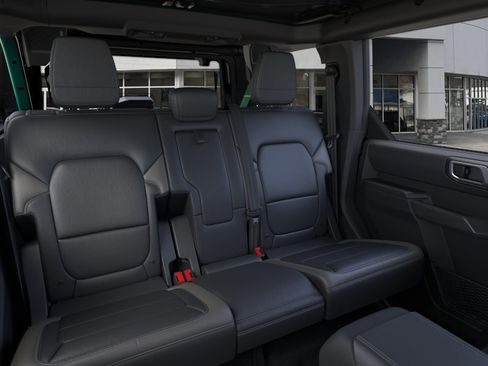 New 2025 Ford Bronco Outer Banks AWD/4WD image 17