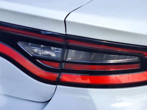 Used 2023 Dodge Charger SXT image 5