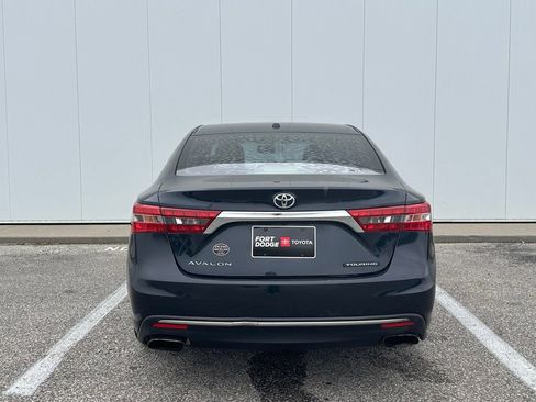 Used 2016 Toyota Avalon Touring FWD image 4