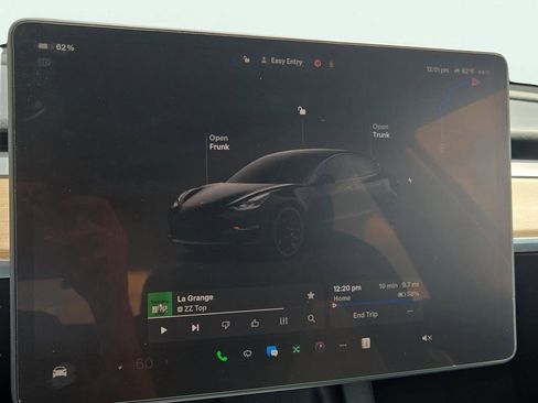 Used 2022 Tesla Model 3 Performance image 26