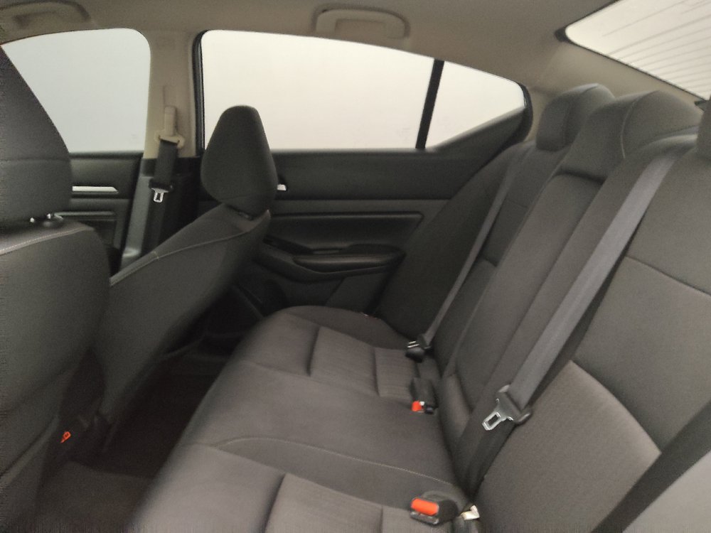 Used 2021 Nissan Altima 2.5 SV FWD image 18