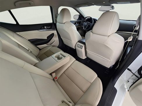 Used 2020 Nissan Maxima 3.5 SV w/ Illumination Package image 47