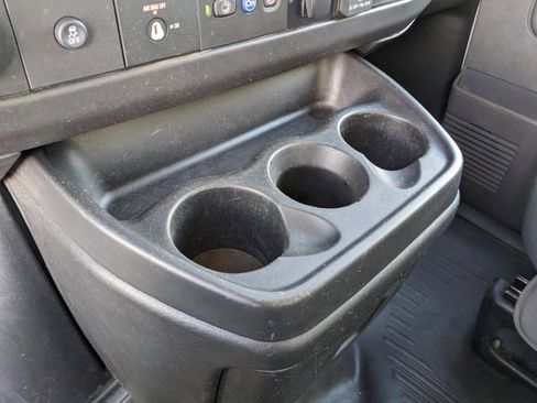 Used 2022 GMC Savana 3500 w/ Power Convenience Package image 18