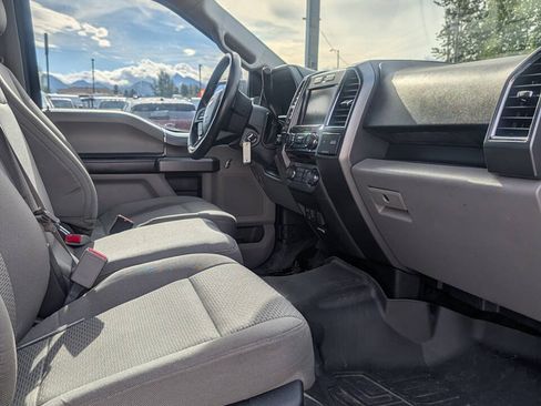 Used 2015 Ford F150 XLT w/ Equipment Group 302A Luxury AWD/4WD image 32