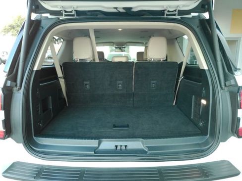 Used 2024 Ford Expedition Max XLT image 25