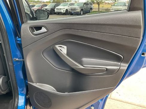 Used 2019 Ford Escape SE AWD/4WD image 21