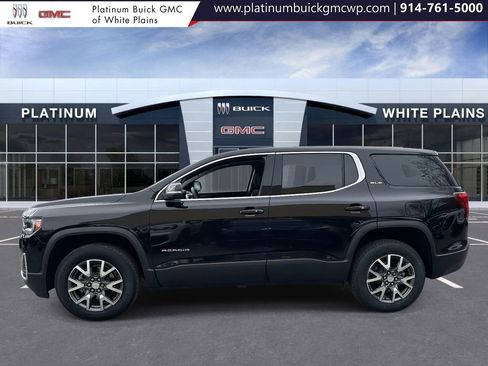 Used 2023 GMC Acadia SLE image 2