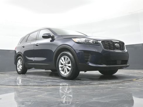 Used 2020 Kia Sorento LX w/ LX I4 Convenience Package image 39