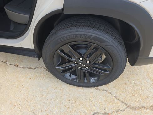New 2026 Chevrolet Trax ACTIV w/ Driver Confidence Package FWD image 12