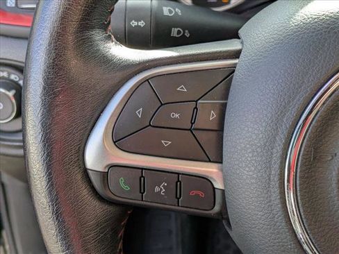 Used 2020 Jeep Renegade Trailhawk w/ Cold Weather Group image 10