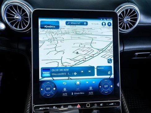 Used 2022 Mercedes-Benz SL 55 AMG 4MATIC w/ Driver Assistance Package image 47