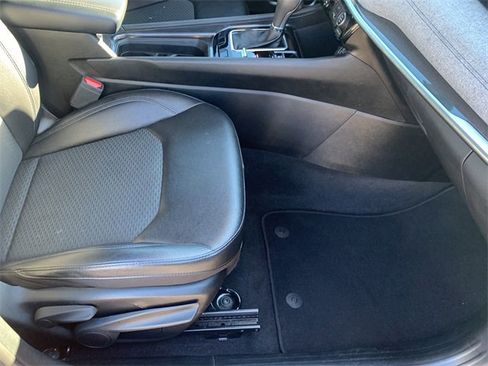 Used 2024 Jeep Compass Latitude image 39