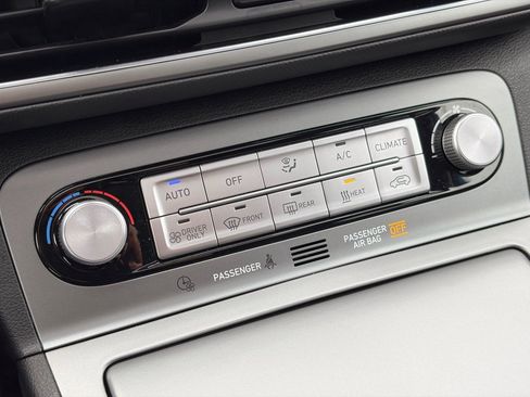 Used 2023 Hyundai Kona SEL w/ Cargo Package image 15