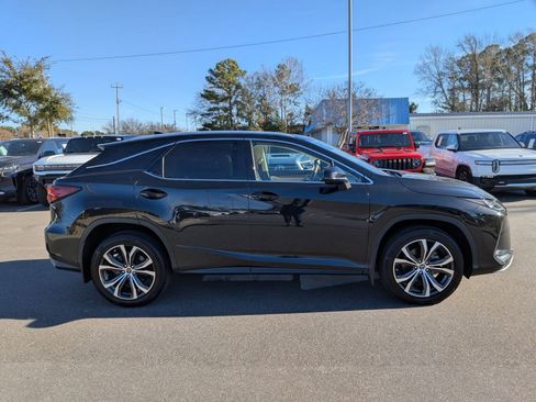 Used 2022 Lexus RX 350 FWD w/ Premium Package image 2